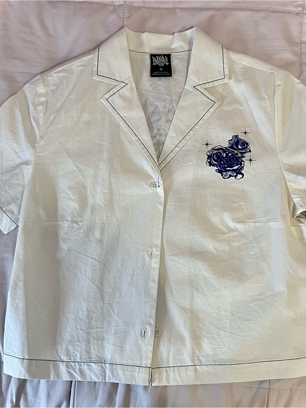 Empyre White Short-Sleeve Button Camp Shirt with Navy Rose Graphic